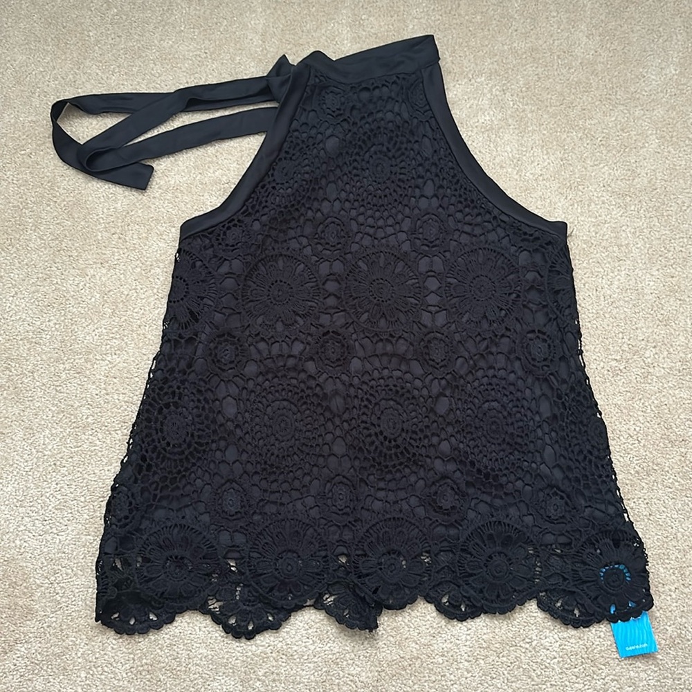 NWT CUPSHE Black lace sleeveless high neck top